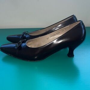 Vintage Ferragamo Kitten Heels Bow Detail Brown/Grey Leather. Size 7 1/2.